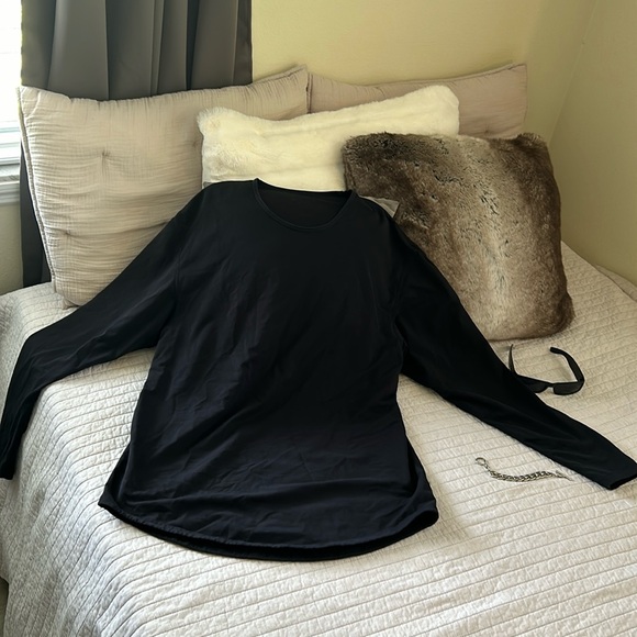 BYLT Basics Other - BYLT Premium Basics Drop Cut Black Longsleeve Performance workout Shirt XL men’s